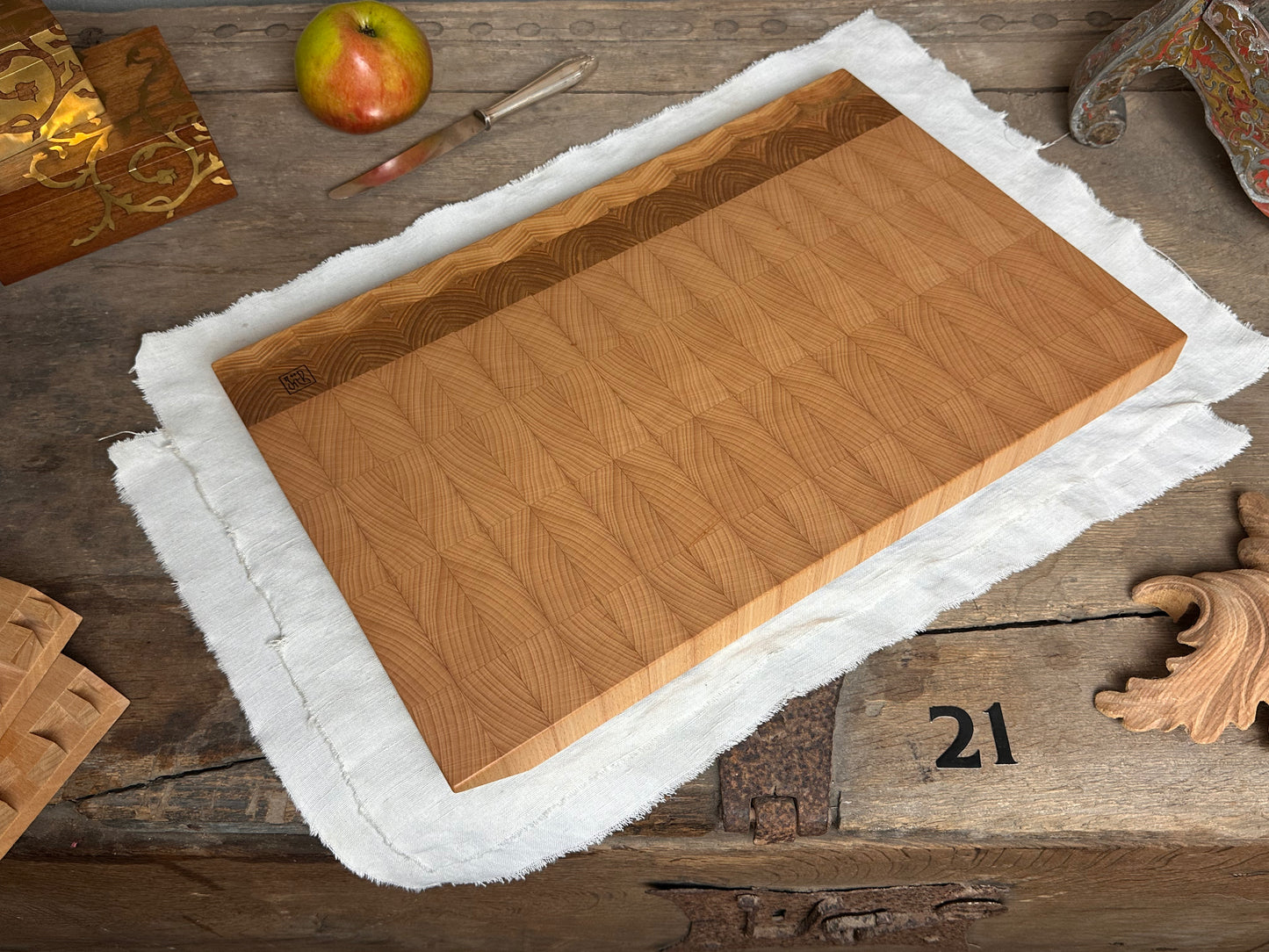 #21 Hirnholzschneidebrett ohne Gravur - Buche und Esche