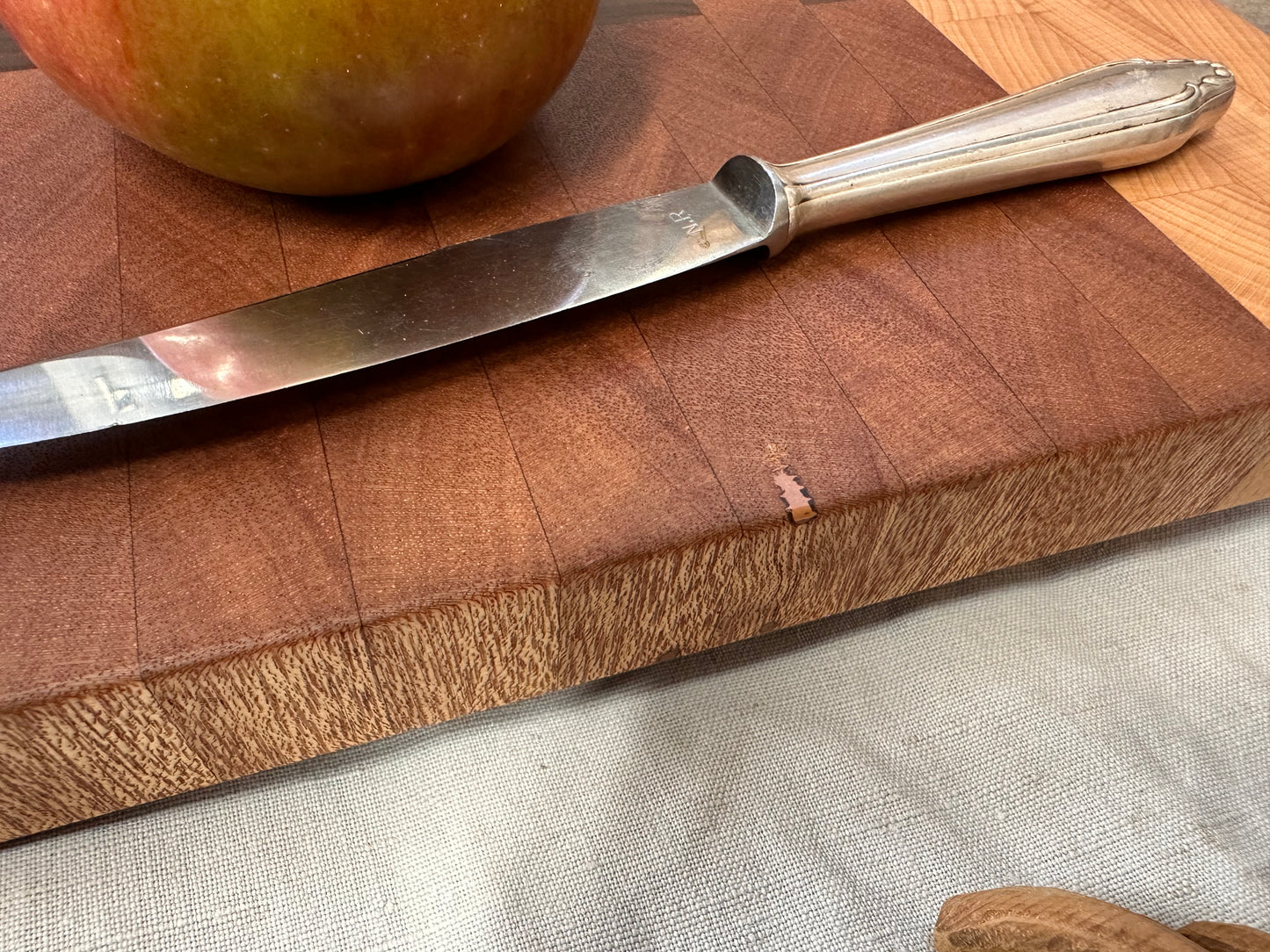 #09 Hirnholzschneidebrett ohne Gravur - Buche, Nussbaum und Sapeli